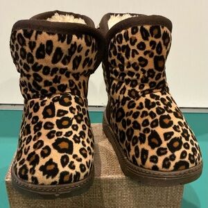 Nida Leopard Print Faux Fur Lined Winter Boots Toddler Size 10